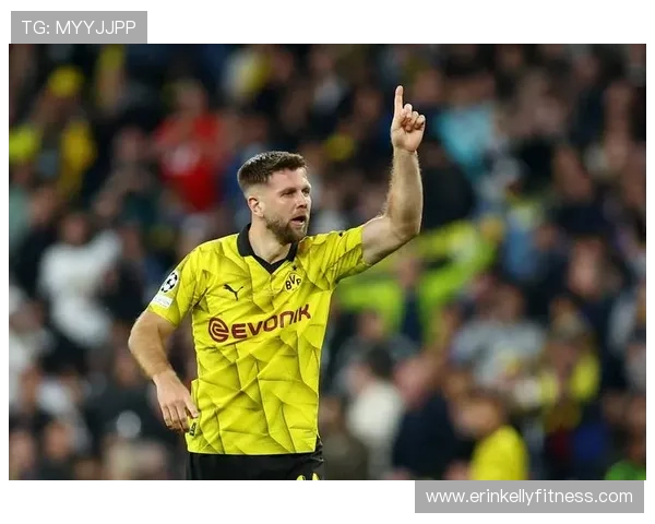 米兰或放弃菲尔克鲁格寻新锋线 米兰或放弃菲尔克鲁格寻新锋线